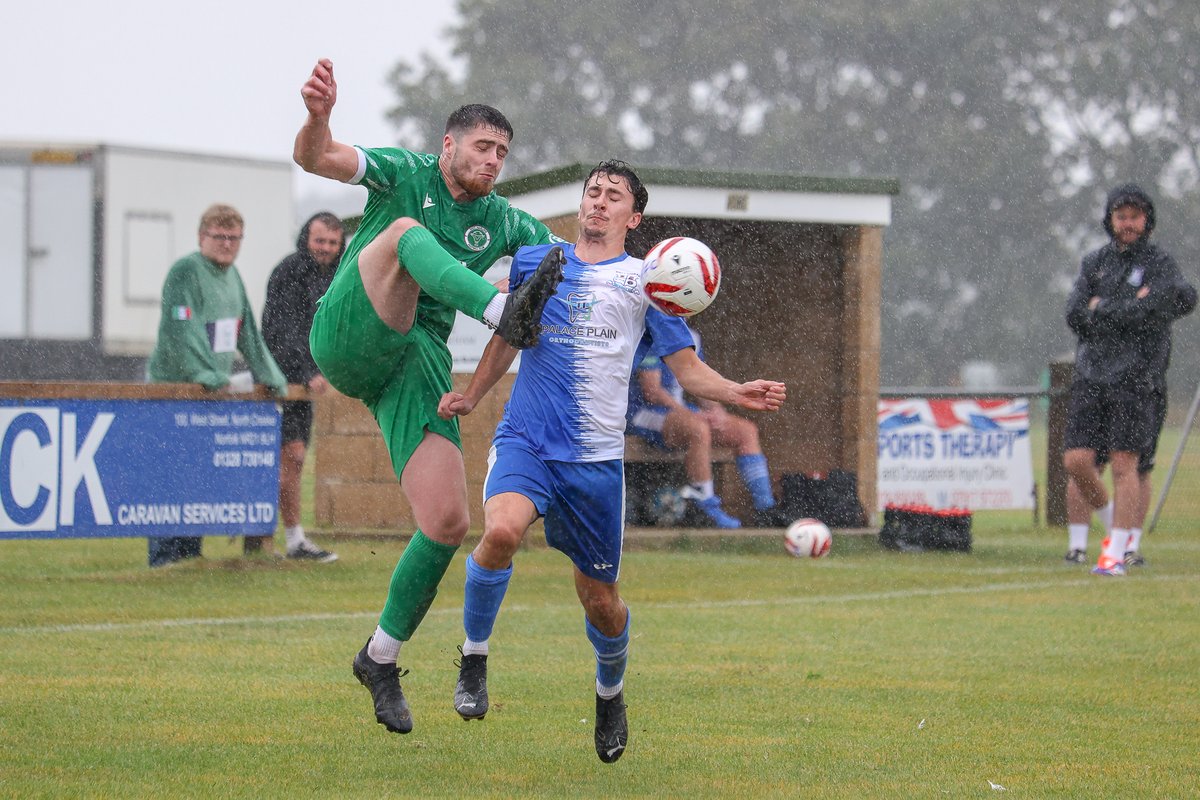 shayporteruk's tweet photo. It was great to be back at Beach Road on Saturday. Difficult conditions but I'm please with the results and a 3-2 win for @WellsTownFC. #photograghy #footballphotography #NorfolkFootball https://t.co/nFquVFyIyb