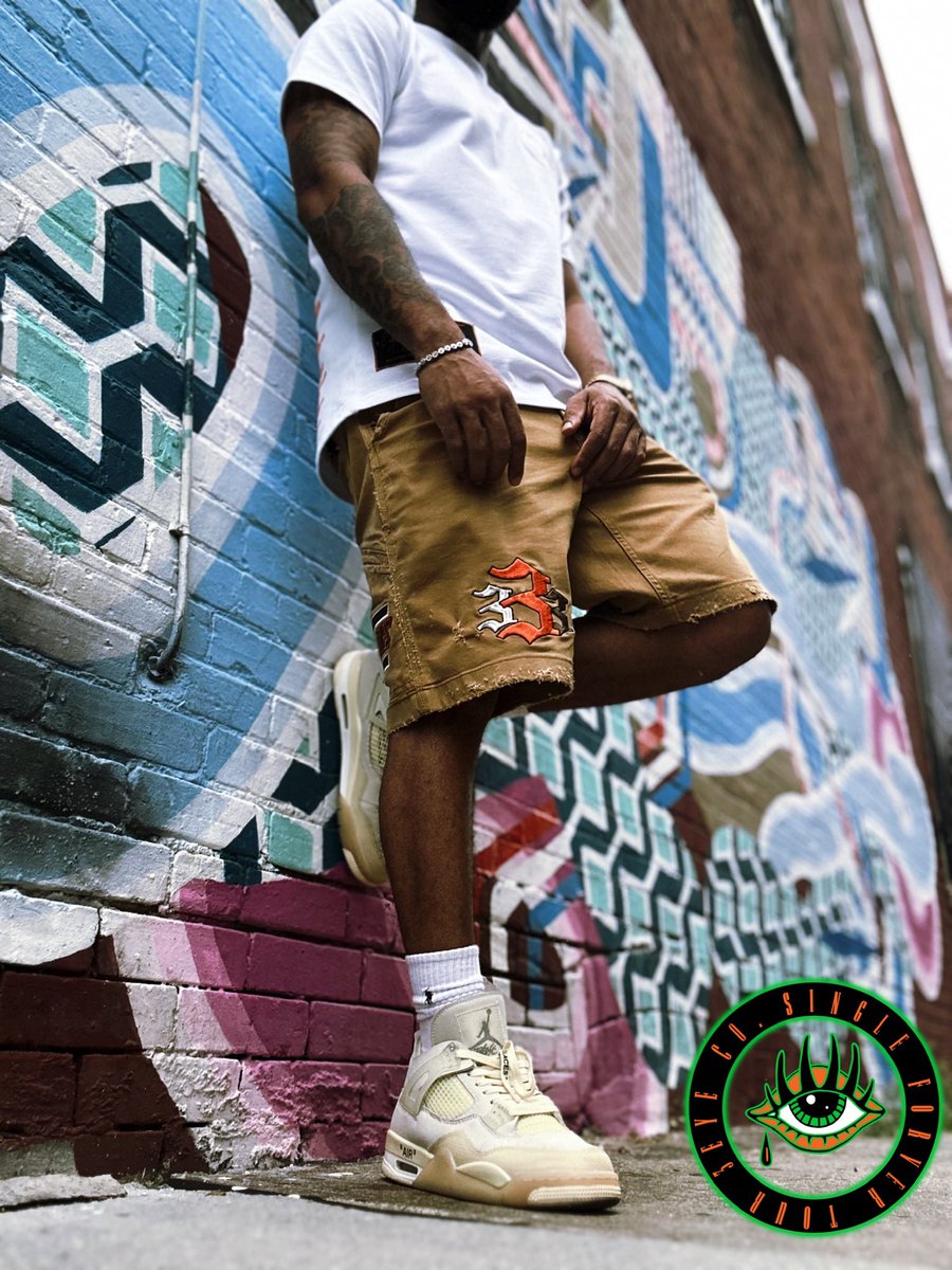 3EYECLIQUE tweet media