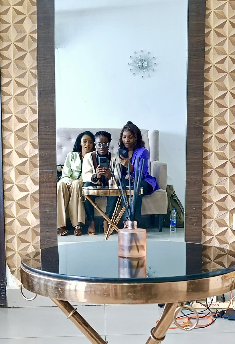 theamazing_ama's tweet photo. 4C Women at UDC. Very classy, very intentional, very demure.๐
This was taken few mins before our panel session w/ @oluRehmy @mae_afolabi.
#4cwm #fourthcanvas #UDC2024 #udc #udcxfourthcanvas https://t.co/OS8FYwqeSn