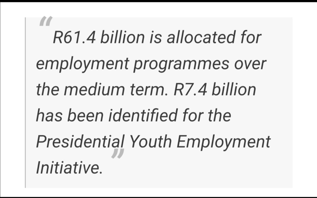 KMushaisano's tweet photo. We wer jst employed for 7 months in 2023. The farmers were so happy to see more officials. It brought hope that extension officer visibility is improving. This programme reduced work load for extension officers.
#BringBackAAPs
#Unemployedagricgraduates https://t.co/V18upRq1NK