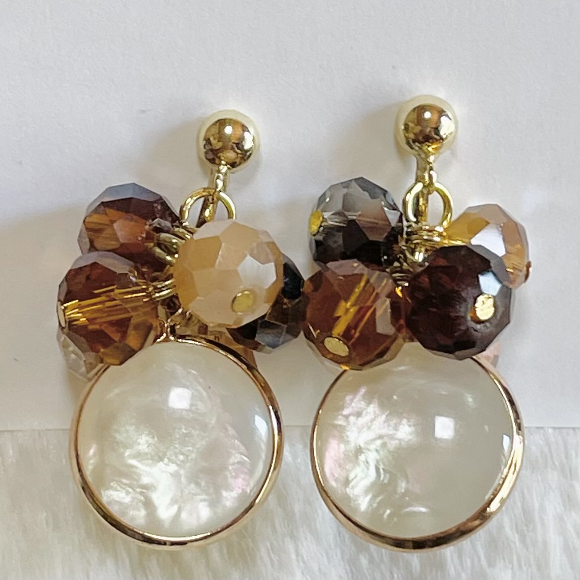 handmade_relia's tweet photo. ①イヤリング(ベージュ)
②イヤリング(水色×白)
③イヤリング(ブラウン)
④イヤリング(オレンジ×ブラウン)
詳細はプロフィールリンクから
購入はDMかCreemaからお願いします🍀
#ハンドメイド #handmade #アクセサリー #accessory #手作り #creema #Relia #姫路 #オシャレ #イヤリング #レジン https://t.co/yRyT7Ztmge