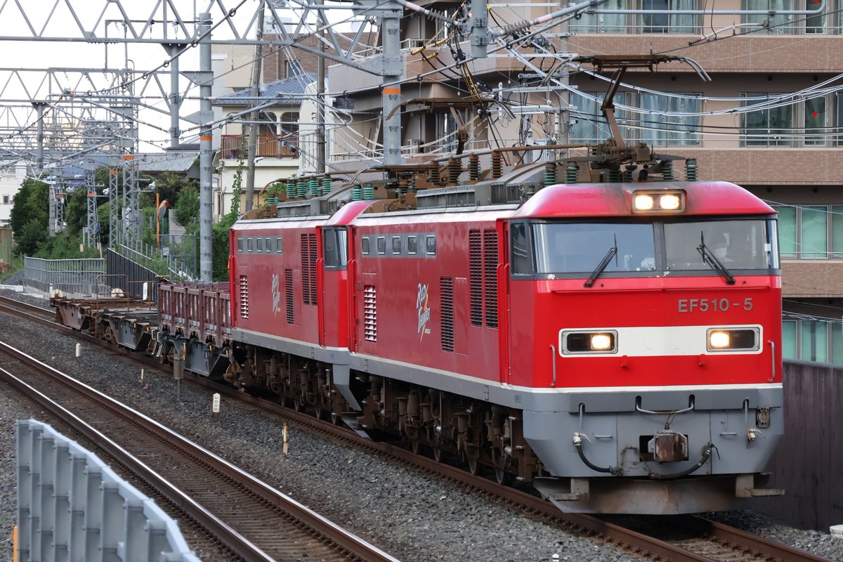 hebisanshuki's tweet photo. 2024/08/26
配6550レ EF510-5+ムドEF510-6+コキ3B https://t.co/EYF2ysHjU9