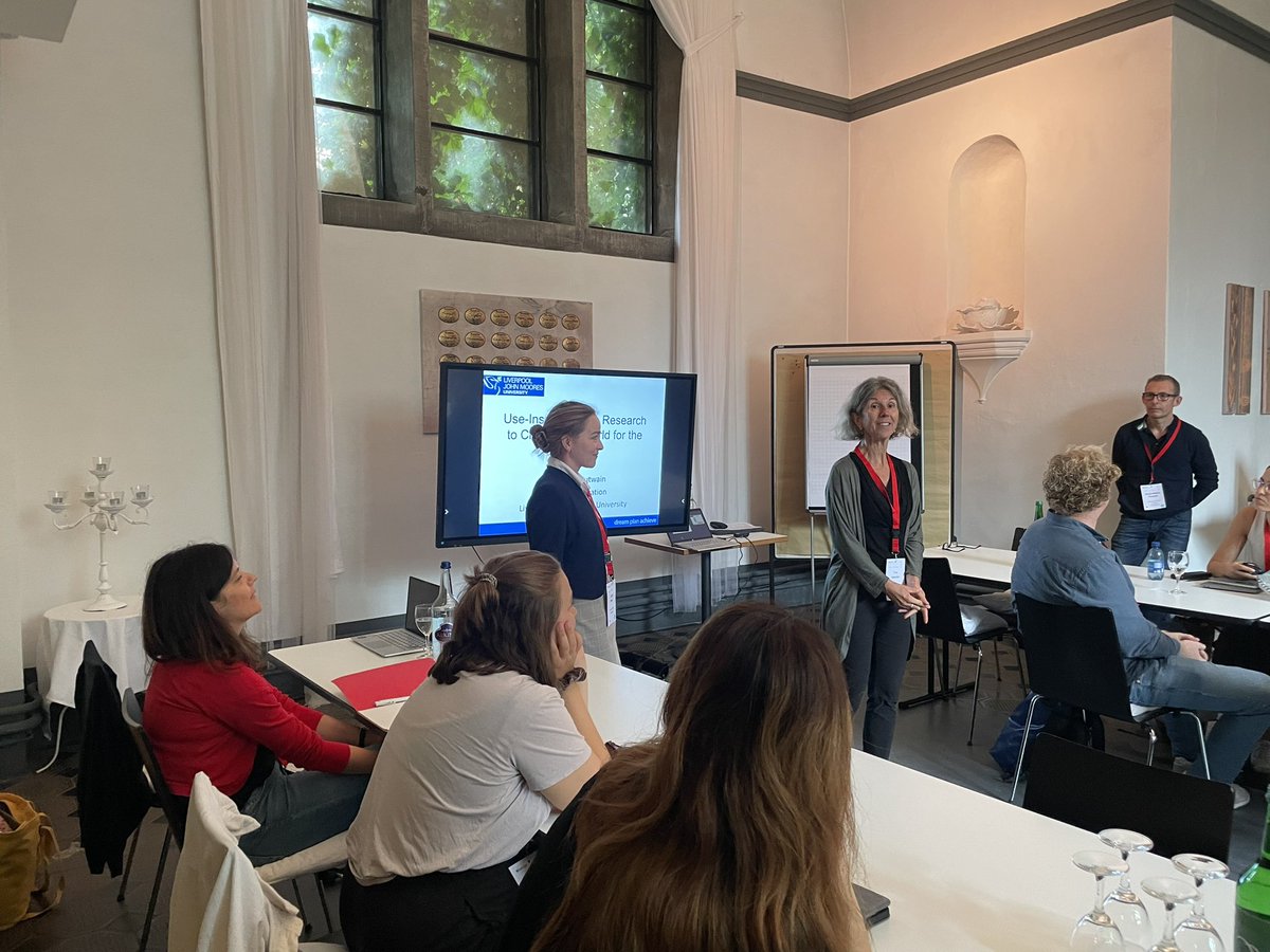 Kickoff of the Summer School! 🙌🏼 Thanks to Tina Hascher and Julia Mori for the organization and introduction☺️