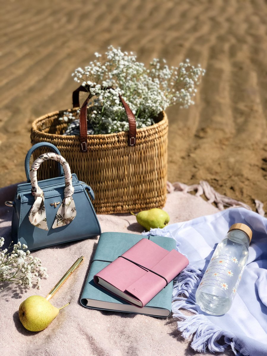 It’s the bank holiday and we’ve decided to spoil you with 20% off everything! Perfect for getting that new stationery back to school feeling, whether you’re going back to school or not. 😉

Just use the code WEEKEND20 before midnight tonight! marthabrook.com