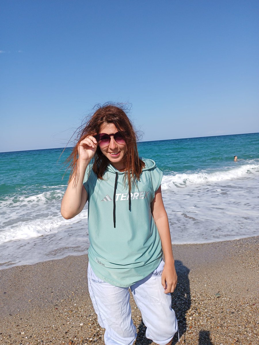 VaskovaTK's tweet photo. #ЧерноеМоре #BlackSea #KaraDeniz https://t.co/AxPrAUOw8k