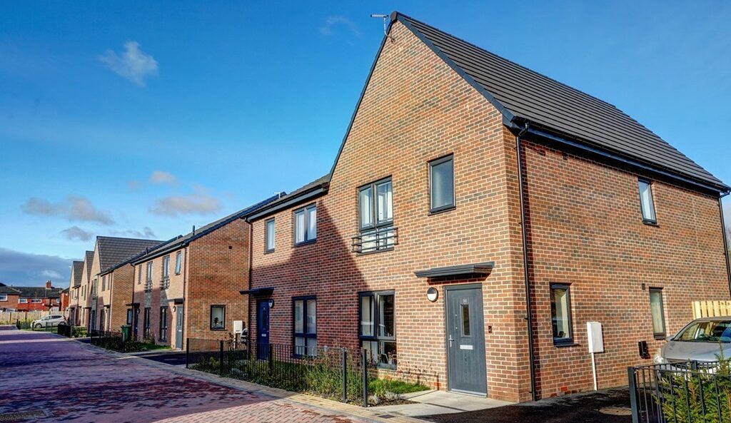 Over 4000 homes were built in Leeds last year - 35% above target levels. Read more about development in Leeds with Place North buff.ly/46Iq21Q