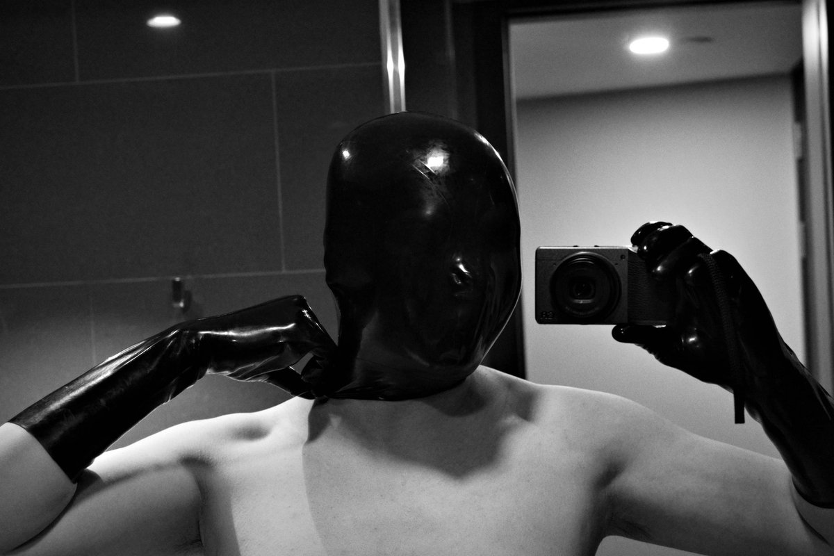 JereDM2's tweet photo. ▪️◾️◼️⬛️ https://t.co/tIhgsiJDtO