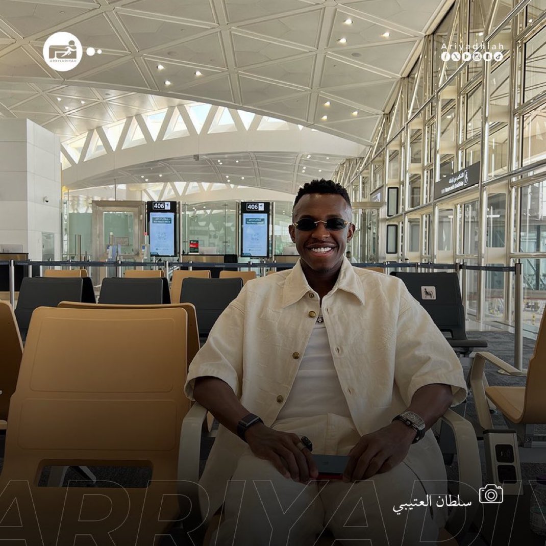 عمرو tweet media