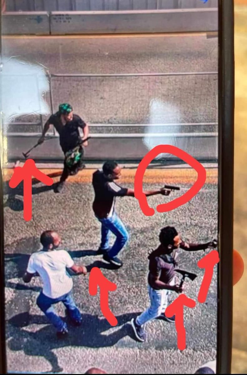 Eri24051993's tweet photo. We📢 call on the #Israelgovernment and the #IsraelPolice
to stop supporting a dictatorial and oppressive regime and take action against the #Eritreanembassy  and the churches run by the murderous regime. 

#TransnationalRepression 
#Eritrea
#BlueRevolution 
#NoMorePFDJPropaganda 
#NoMorePFDJTerror 
#Eritrean_Justice_Seekers
#RegimeChangeInEritrea 

@netanyahu.
@freyisrael1 @Nadav_Eyal @aviadglickman @akivanovick @attilus @JoshBreiner
@N12news @newsisrael13 @kann_news @DaphnaLiel @Nadav_Eyal @Israelhebrew @GlzRadio @ynetalerts @BarakRavid​​​​​​​ @BenCaspit​​​​​​​ @Haaretz  @GlzRadio @BBCWorld 
@CNN 
@ABC 
@BerniceKing @MSNBC 
@CBCNews 
@justiceGov @IL_police @israelpolice​​​​​​​ @MeravMichaeli @gantzbe @naftalibennett @Michal_Rozin  @baruchikra​​​​​​​  @MayorOfTelAviv
@Yairlapid   @Ariyederi @IsraeliPM_heb  @TelAviv @IsraeliPM @YoavAdler 
@Israel
@amnesty 
@UNGeneva
@UNHCR
@UN
@EU
@hrw
@Refugees