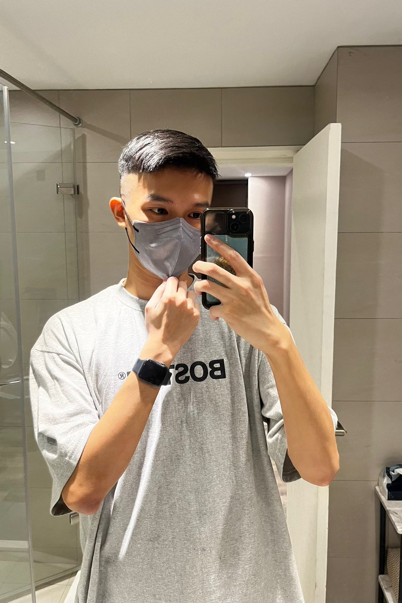 今天是183的小帥哥🤤