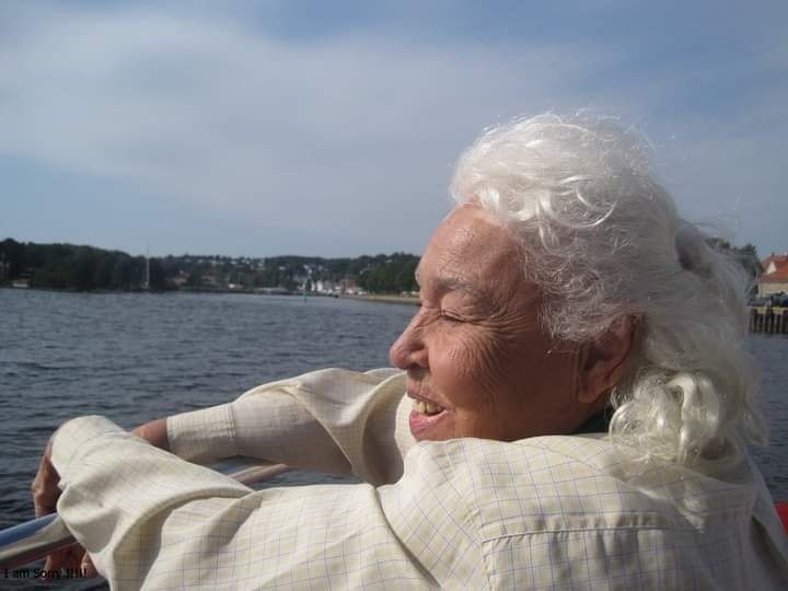 NawalElSaadawi1's tweet photo. المخ خلق ليستقبل المعلومات ويستنتج منها أفكارًا جديدة وليس للجمود داخل الجمجمة حبيس الأفكار القديمة والخزعبلات.

 #نوال_السعداوي https://t.co/CIQjLkfDiF