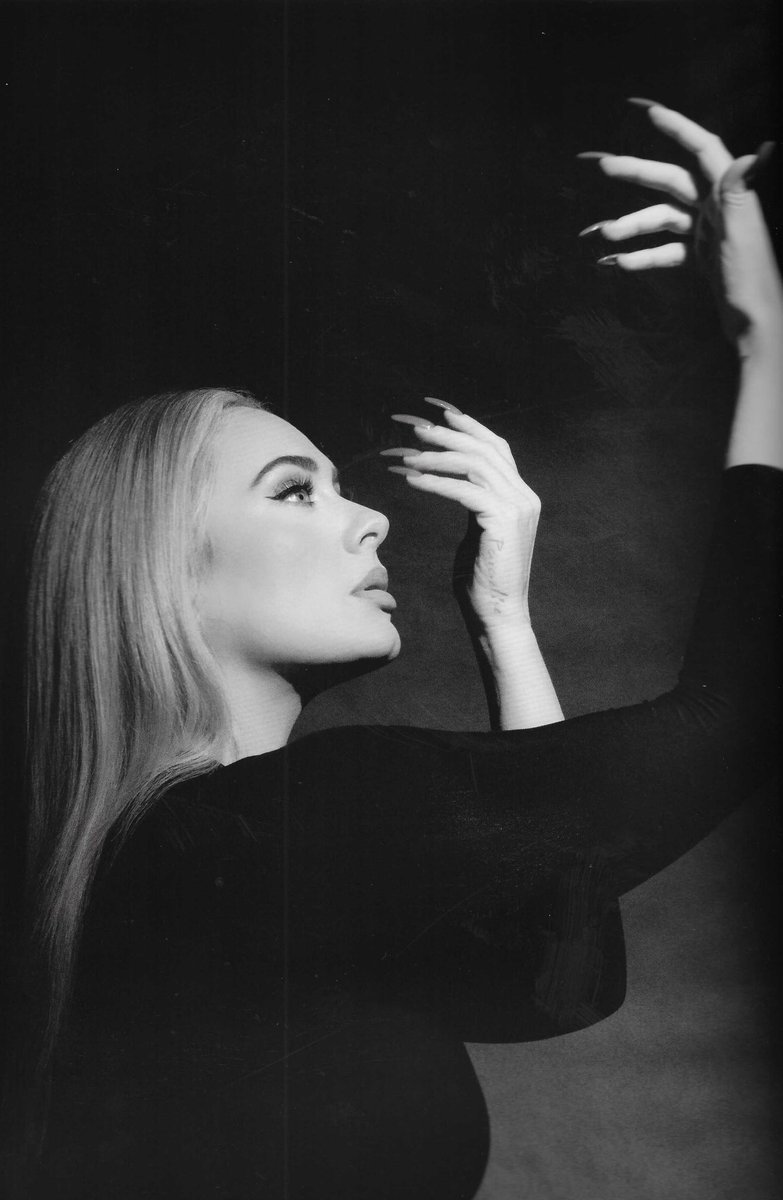 adelesjosh's tweet image. 