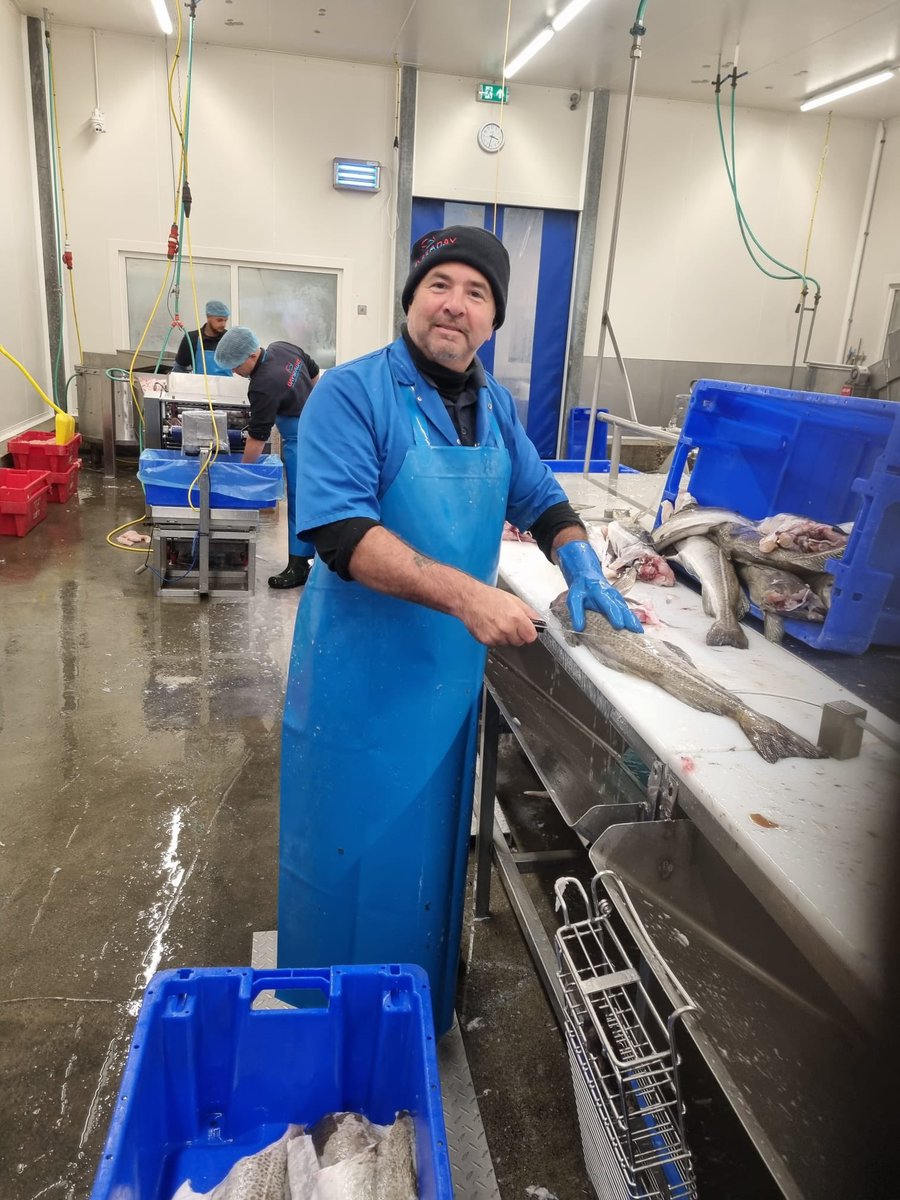 Jacob Otter kwam als 26-jarige bij ons in dienst. Vandaag mochten we stil staan bij zijn 25-jarig dienstverband bij Dayseaday! Jacob, bedankt voor je bewezen diensten en we hopen dat je nog lang bij ons met plezier mag blijven werken! 
#dayseaday #25jaar #jubileum #urk