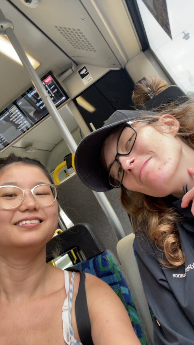 Nu är de bara jag och <a href="/zpidercat/">Zpidercat</a> igen ❤️🥳 #nionio