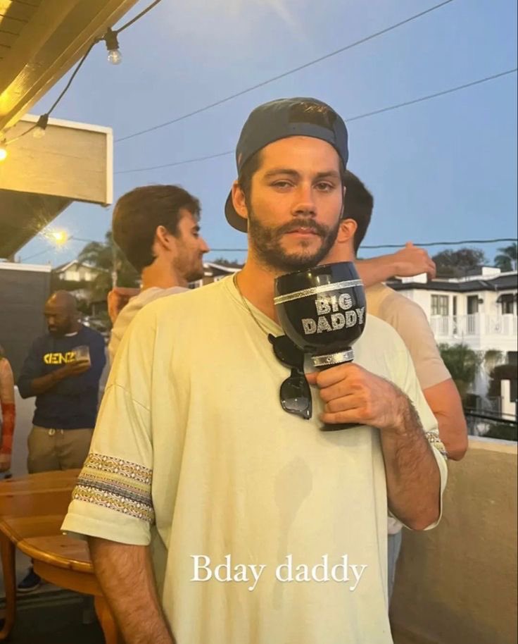ITS BIG DADDYS BIRTHDAY !!