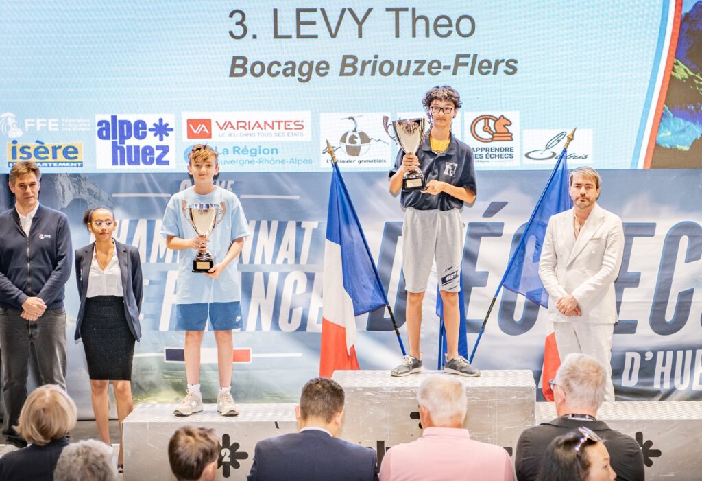 Liguepacaechecs's tweet photo. De nombreux titres et podiums pour nos joueurs de la Ligue à l'Alpe Duez !!!
 
@escafrestephane @Liguepacaechecs @ffechecs @EloiRelange @Echecs_Roy_Rene @henkbrongers @allauch  @LaurieDelorme12 @jbmullon 

https://t.co/ugRoWtOmQr https://t.co/vQvHQeoL7K