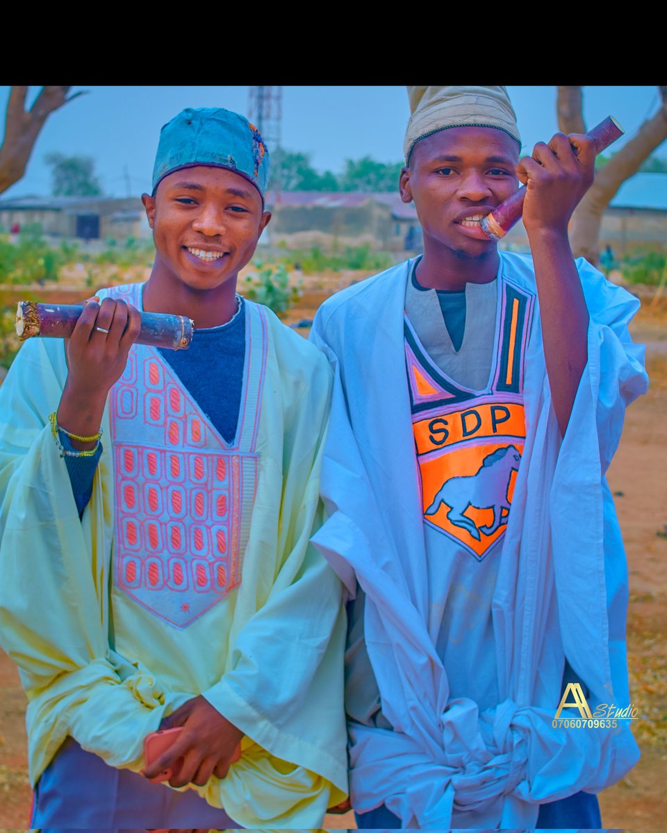 ZaydAnasAdamu's tweet photo. Barkanmu da zagayowar ranar Hausa ta duniya,a matsayina na Wanda yake yin yaran Hausa,Ina matuqar alfahari da yaran Hausa💯💪. A kowani lungu da Sako ka shiga In Sha Allah zakaga Hausawa kuma sun banbanta domin sun kasance masu riko da addini da alada matuqa. https://t.co/4zBZuKiXLb