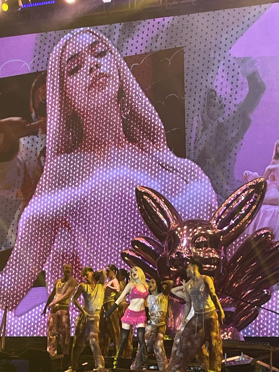 quieremicookie's tweet image. POPSTAR!