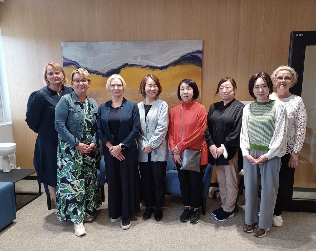 Päivi Tryyki (@paivitryyki) on Twitter photo Ikääntyvän väestön määrän kasvu haastaa palvelujärjestelmän kestävyyttä niin Japanissa kuin Suomessakin. <a href="/Pirha_fi/">Pirkanmaan hyvinvointialue</a> vieraina prof Sirpa Salin, Japan Healthcare Universitystä professorit S.Ono, N.Kawarabata ja N.Watanabe Ikääntyvän väestön määrän kasvu haastaa palvelujärjestelmän kestävyyttä niin Japanissa kuin Suomessakin. <a href="/Pirha_fi/">Pirkanmaan hyvinvointialue</a> vieraina prof Sirpa Salin, Japan Healthcare Universitystä professorit S.Ono, N.Kawarabata ja N.Watanabe