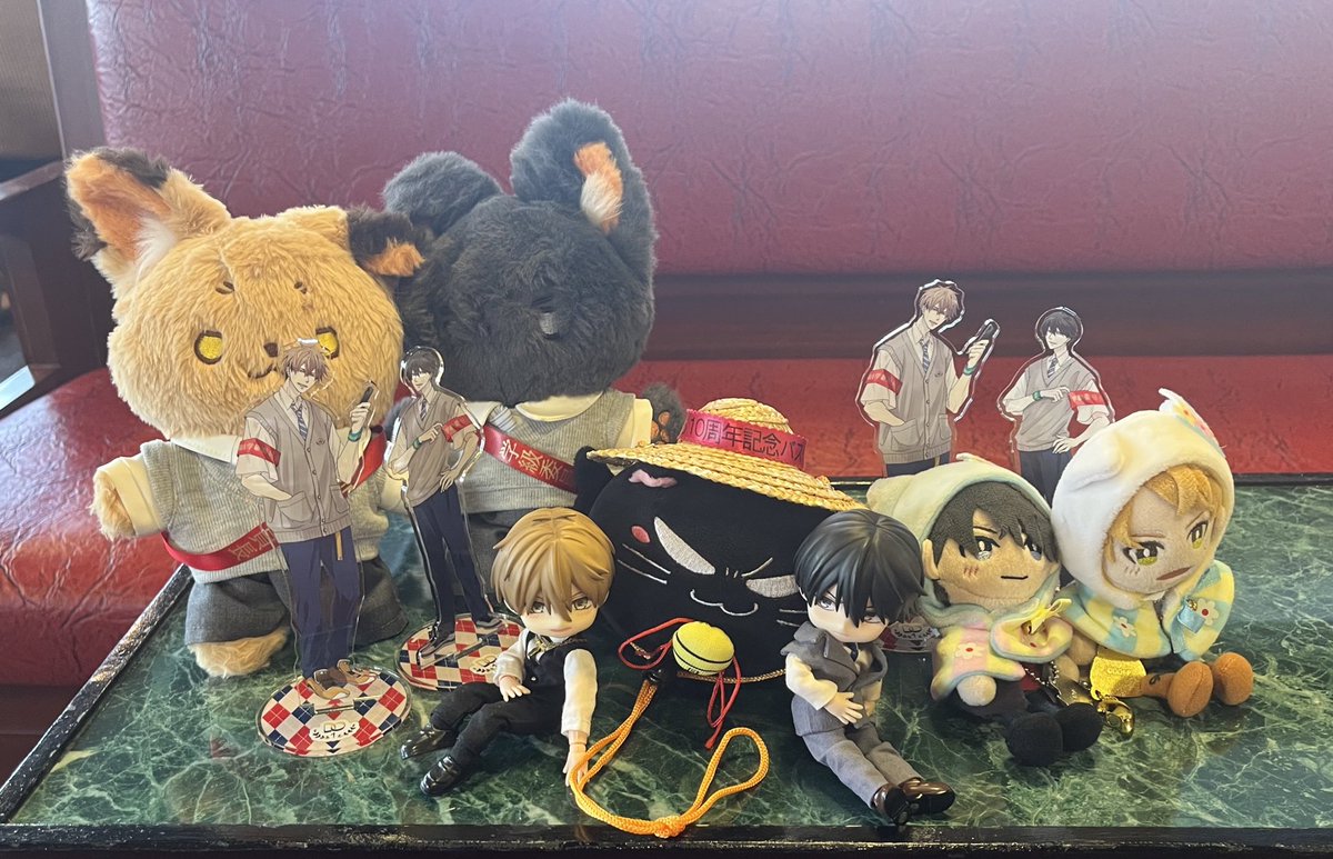 mnk_do1's tweet photo. 家に帰るまでが修学旅行！ってことで少し前に帰宅ー！！
同じ班の皆様、構ってくださった皆様ありがとうございました🚌💕 https://t.co/t6gmoYb2A6