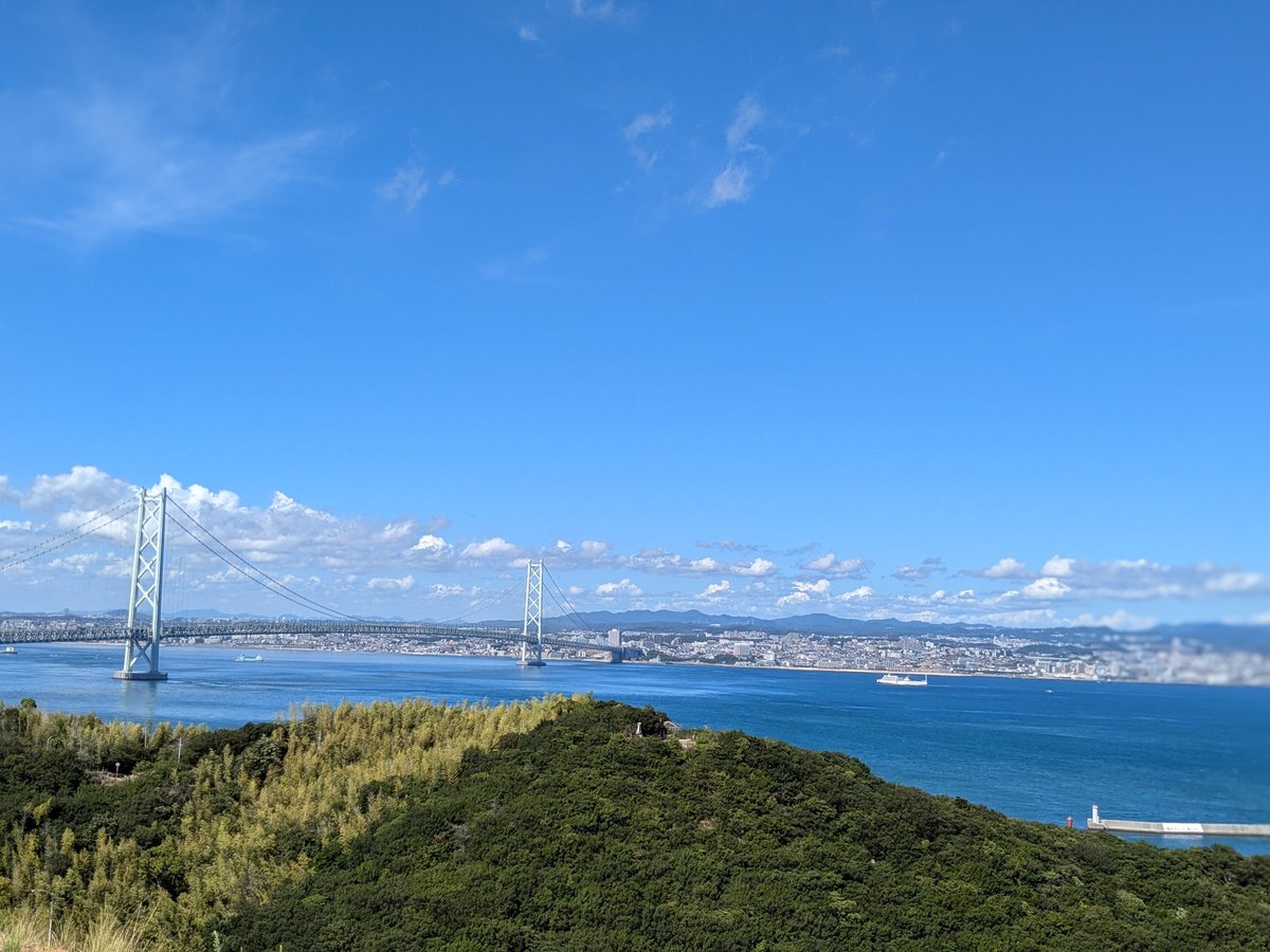 kt_roadbike's tweet photo. 1年3ヶ月ぶりにアワイチ！通行止めの区画があって山越えが一つ増えてたっぽいので福良からショートカットしました😅はじめは一周しようかと思ってたけど、暑すぎて熱中症になるかと思ったので正解やった🥵
でもアワイチはやっぱりめちゃくちゃ楽しいわ！
#ロードバイク https://t.co/JLs2a7qRHC