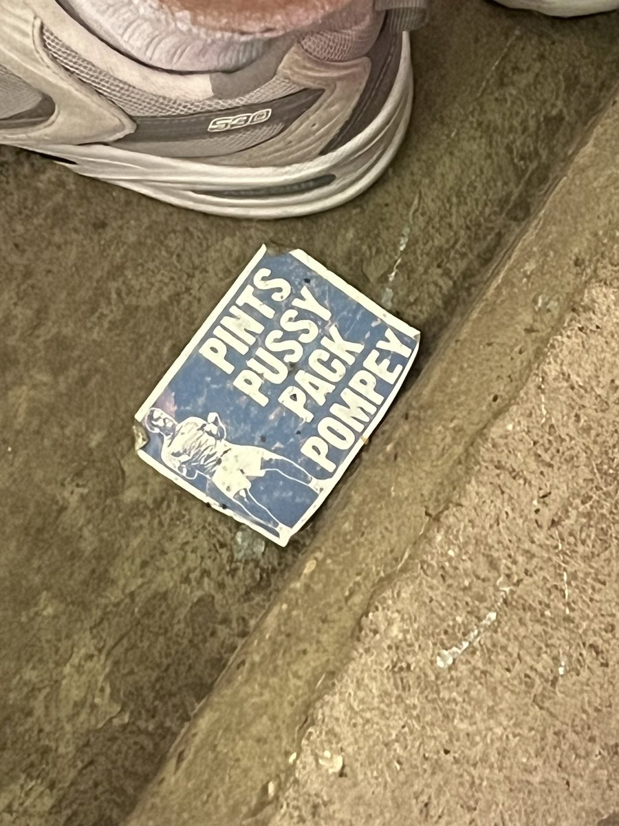 murphystanacc's tweet photo. @88TM78 Saw a Pompey version at weekend. Laughed a lot https://t.co/w5Nrauy1mr