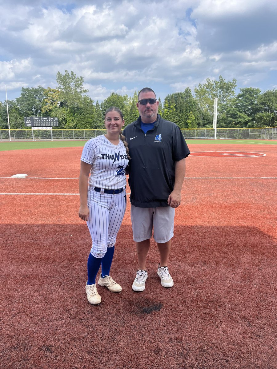 I had a great time today at the CCSU Hitting Clinic! I got a lot of great feedback on my swings such as firing my back side and having a strong exaggerated finish along with learning different hitting mindsets and approaches. <a href="/CTThunderFastp1/">@CTThunderFastpitch</a> <a href="/CCSUsoftball/">CCSU Softball</a> <a href="/PtrckHldn/">Patrick Holden</a>