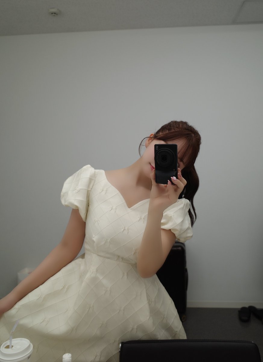 MISTREASSの秋服
とっても可愛く仕上がりました🐈🤎

発売までお楽しみに…🌛 https://t.co/GlgRHxa5ag