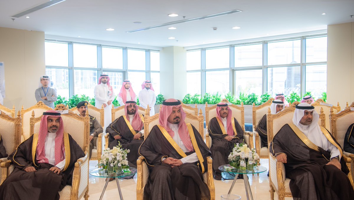 imarat_almadina's tweet photo. سمو أمير منطقة #المدينة_المنورة #سلمان_بن_سلطان، يُدشّن الخدمات الطبّية في المبنى الجديد للعيادات الخارجية بمستشفى الملك فهد العام، بطاقة تشغيلية 84 عيادة والتي نفذها التجمع الصحي @med_cluster، وذلك بحضور معالي وزير الصحة @SaudiMOH  الأستاذ فهد الجلاجل. https://t.co/fSqG70wmNL
