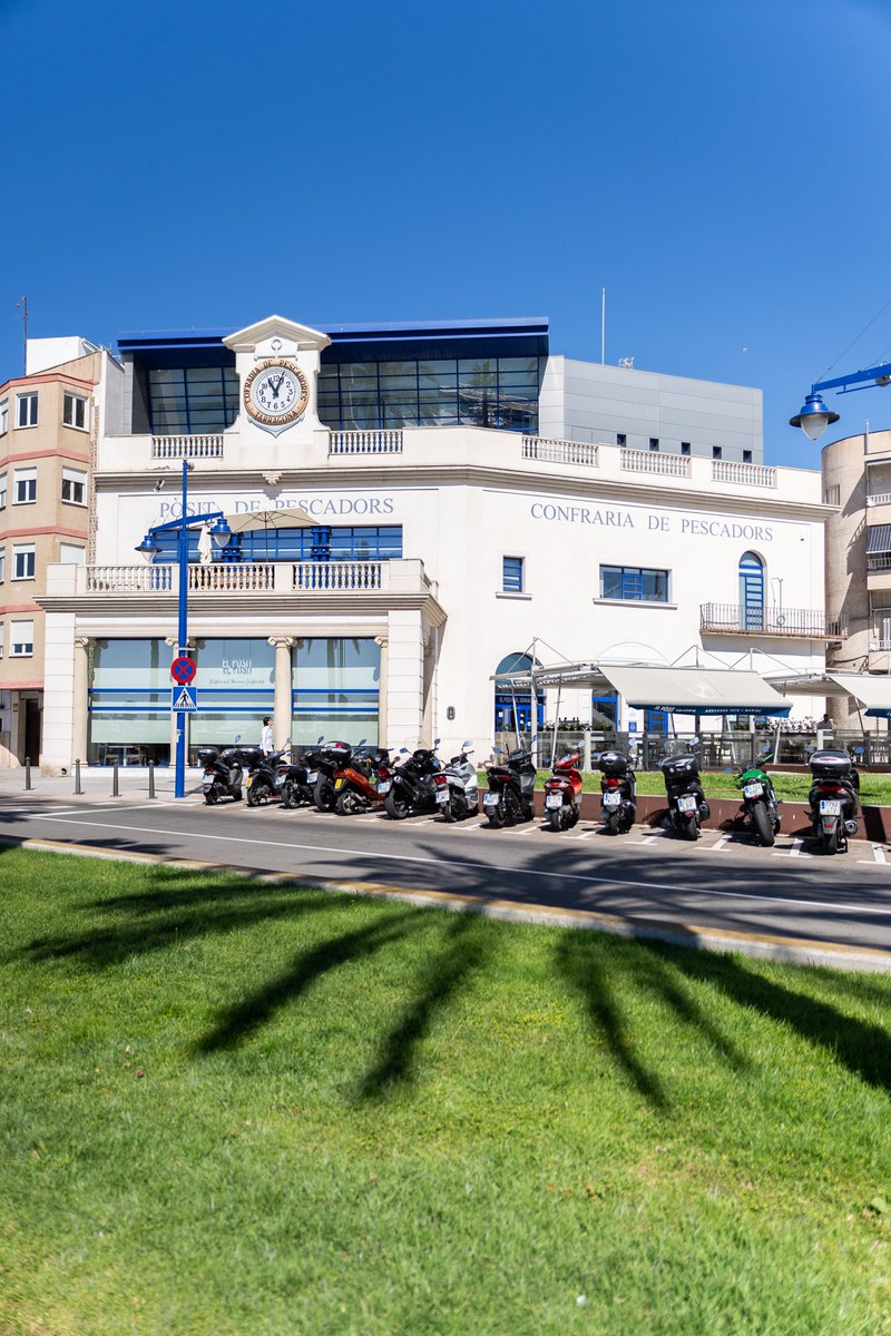 TGNturisme's tweet photo. ¿SABÍAS QUE...? 💡El antiguo Centro de Pescadores actualmente alberga el Teatret de #ElSerrallo 🎭 y acoge acontecimientos culturales, sociales, educativos e institucionales ✨
ℹ️ https://t.co/7ZY0vGPfdY
#TarragonaHistoriaViva #VillasMarineras #VilaMarinera #CatalunyaExperience https://t.co/xGnDXoxlTm