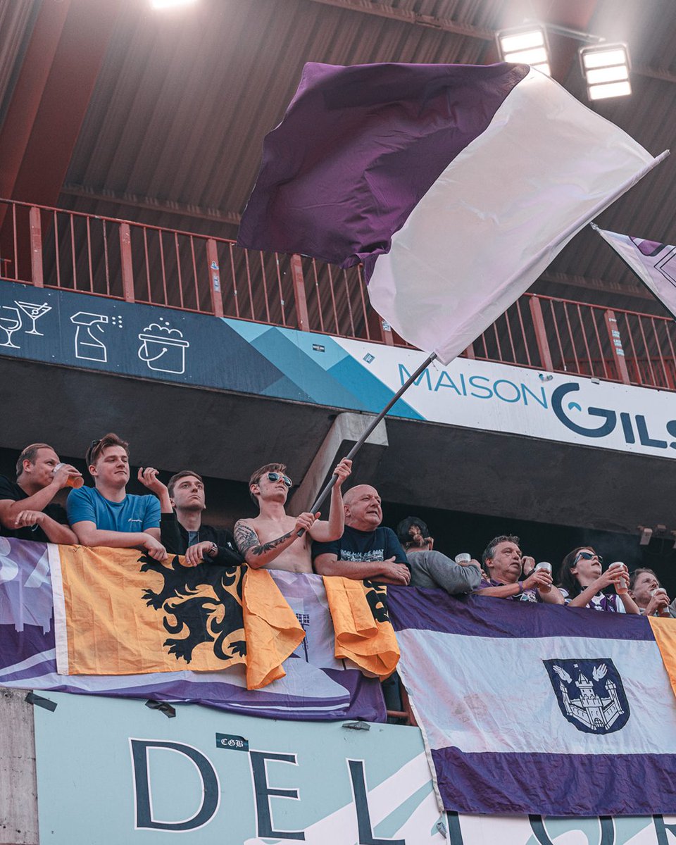 kbeerschotva's tweet photo. Best fans! 💜🐀

#Weare13