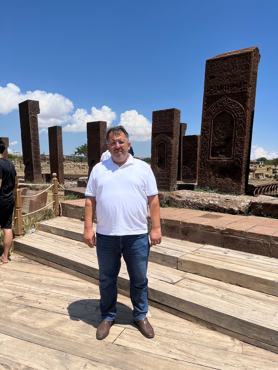 Ecdadımızı ziyaret ettik dualarımızı yolladık Rabbim kabul buyursun