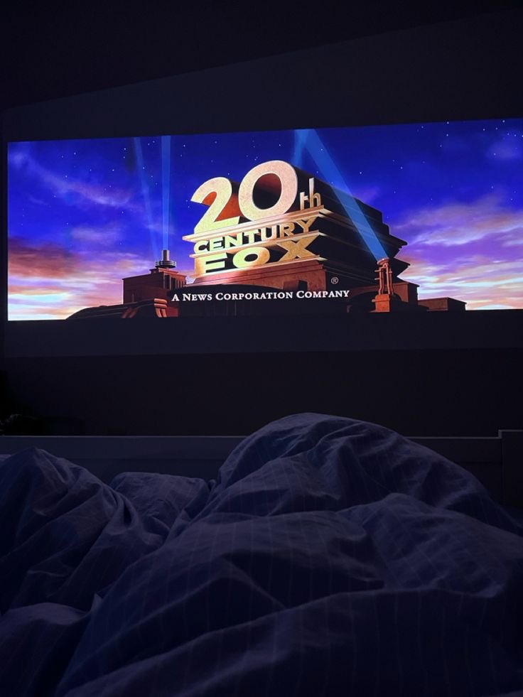 HomeVision82495's tweet photo. Transform your space into a home theater with our premium projector!
Vibrant visuals, cinema-level sound. Endless entertainment.
Elevate your home setup today! 🎬🔊🌍 ���🎥#HomeTheater #ImmersiveVisuals https://t.co/inTkKdsFd0