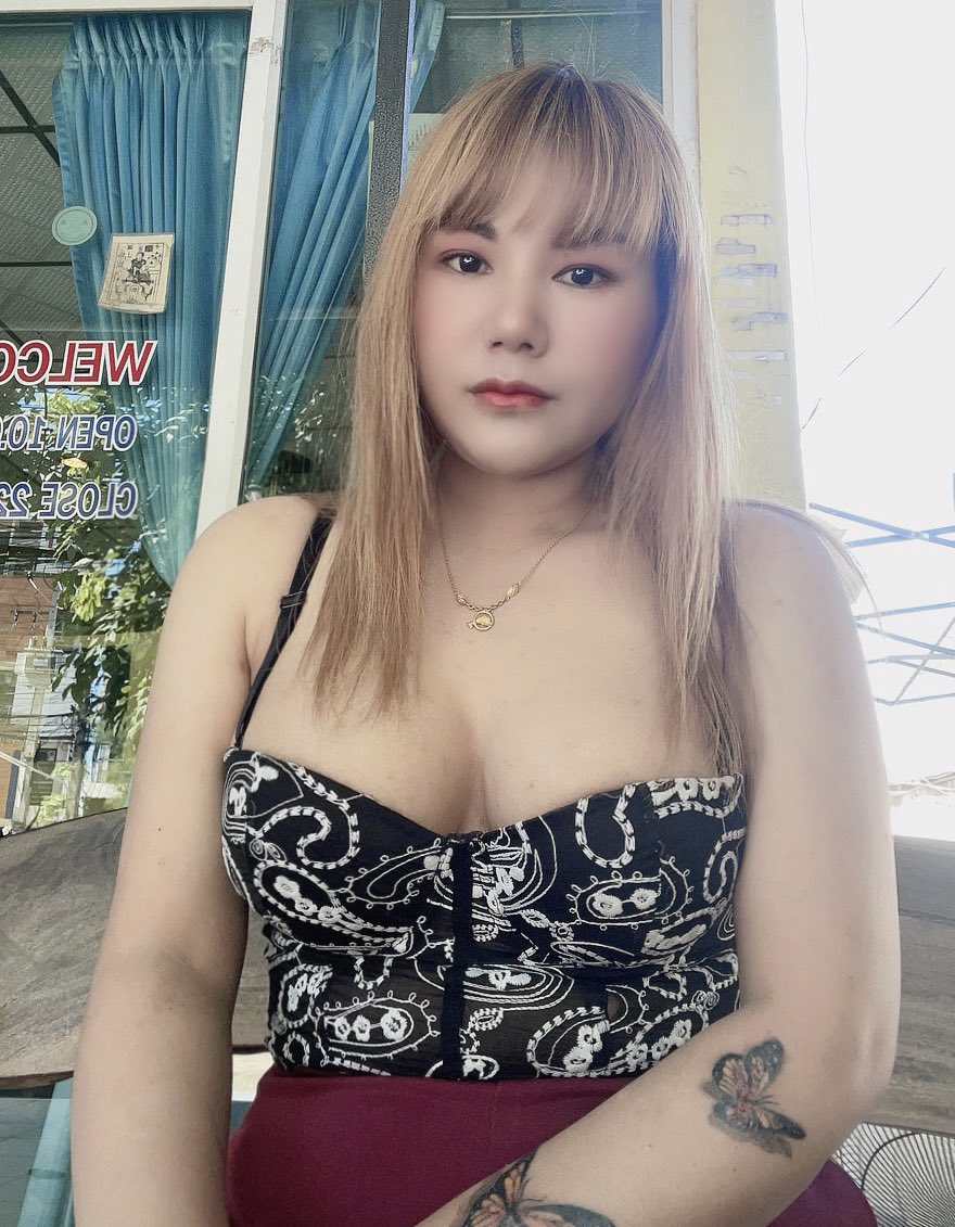 lucky72369's tweet photo. สมัยที่หัวใจมีแต่ทุกข์ดูแววตาก็รู้ว่าซ่อนอะไรมากมาย  ตอนนี้ผ่านทุกอย่างมาได้ แววตาของความสุขเพิ่มพูน  ขอบคุณตัวเองที่เก่งมากๆ  รักตัวเองที่สุด ทั้งเก่งทั้งสามารถ จนผ่านทุกด่านของบททดสอบชีวิตมาได้ https://t.co/jGsdPCqzu6