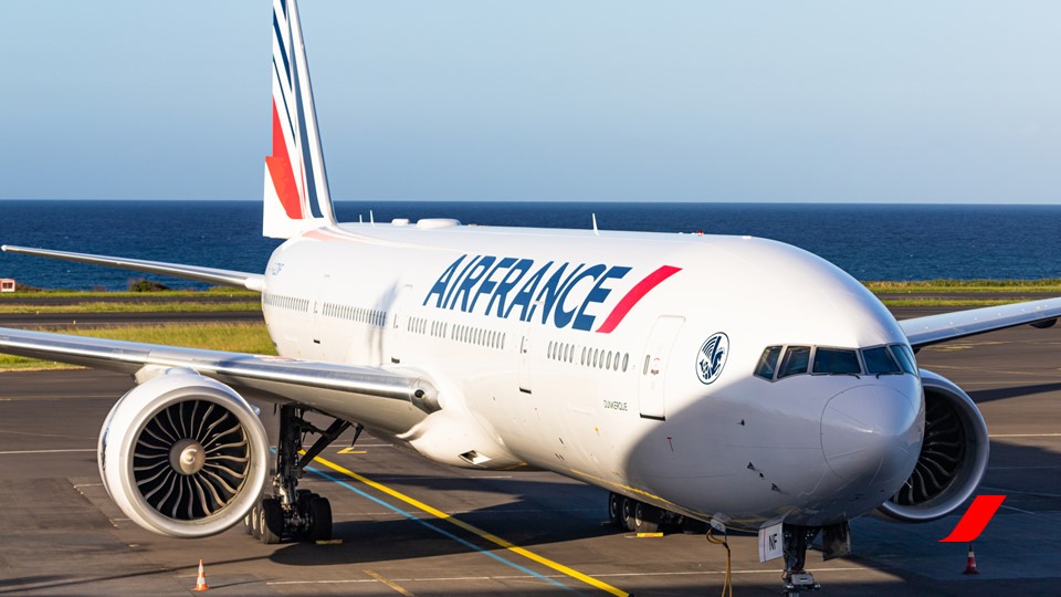 Opération « Ma classe aux Jeux » : #AirFrance transportera 600 élèves ultramarins vers Paris à l’occasion des Jeux Paralympiques de <a href="/Paris2024/">Paris 2024</a>. corporate.airfrance.com/fr/actualites/…