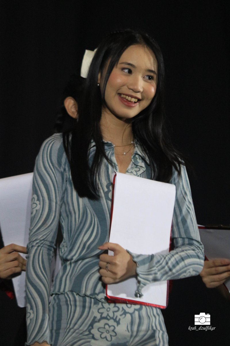 krab_dzulfikar's tweet image. [Selamat ulang tahun Poyang Racing si Pelangi yang Indah😁]

Alya Amanda F.🎂🎊🎉🥳🫶❤️
@AA_AlyaJKT48 

Photo at Stage Activity Personal Meet &amp;amp; Greet Festival "Spring Has Come" #JKT48SpringHasCome #AlyaToShine18 #JKT48