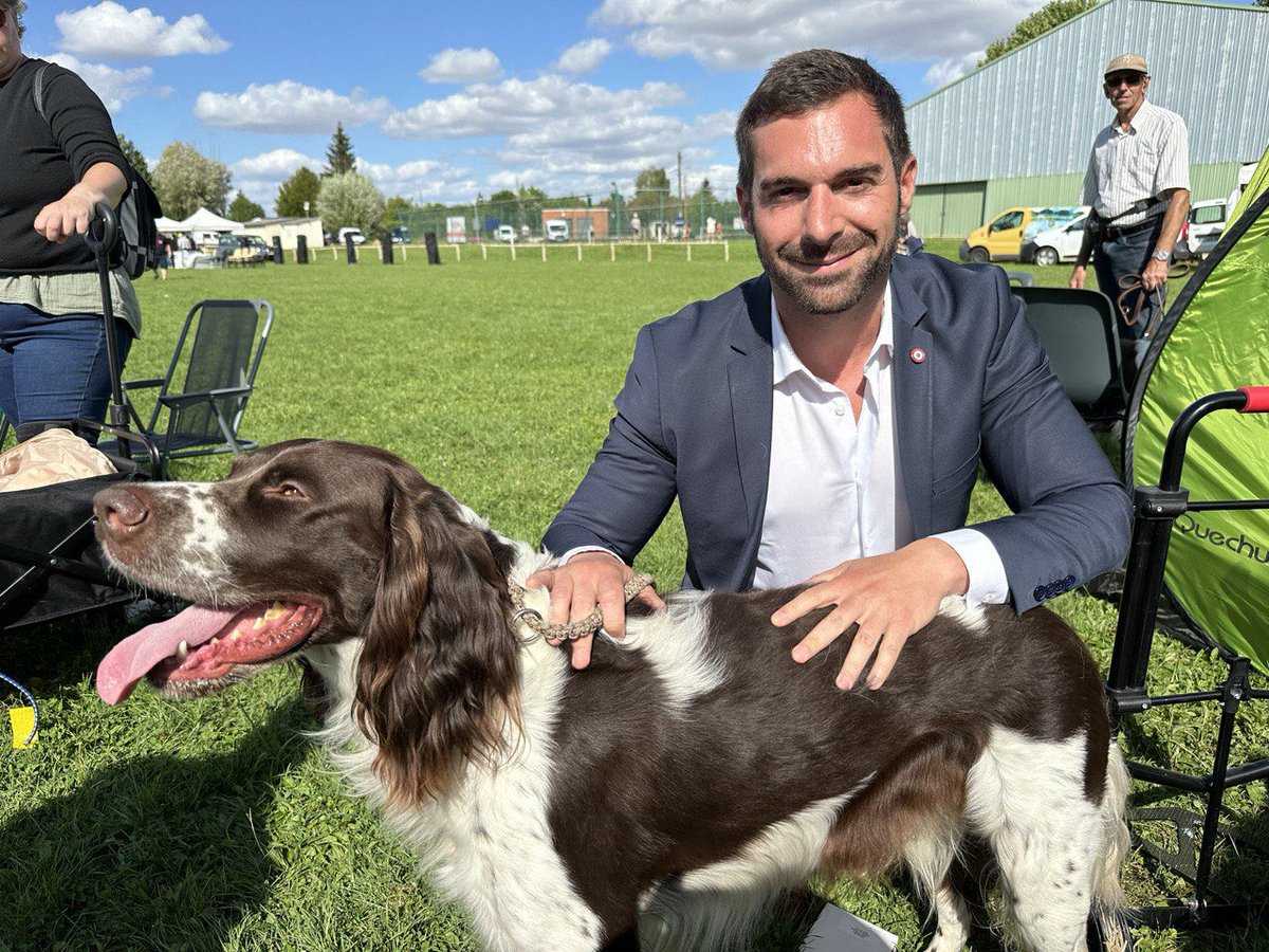 JulienOdoul's tweet photo. 🐶 En ce 26 août, c’est la journée mondiale du #chien mais c’est tous les jours que ce fidèle compagnon nous accompagne, nous garde, nous guide, nous sauve et tout simplement fait notre bonheur. Honte aux salopards qui abandonnent et maltraitent ces merveilleux animaux. https://t.co/MDMzwS5euA