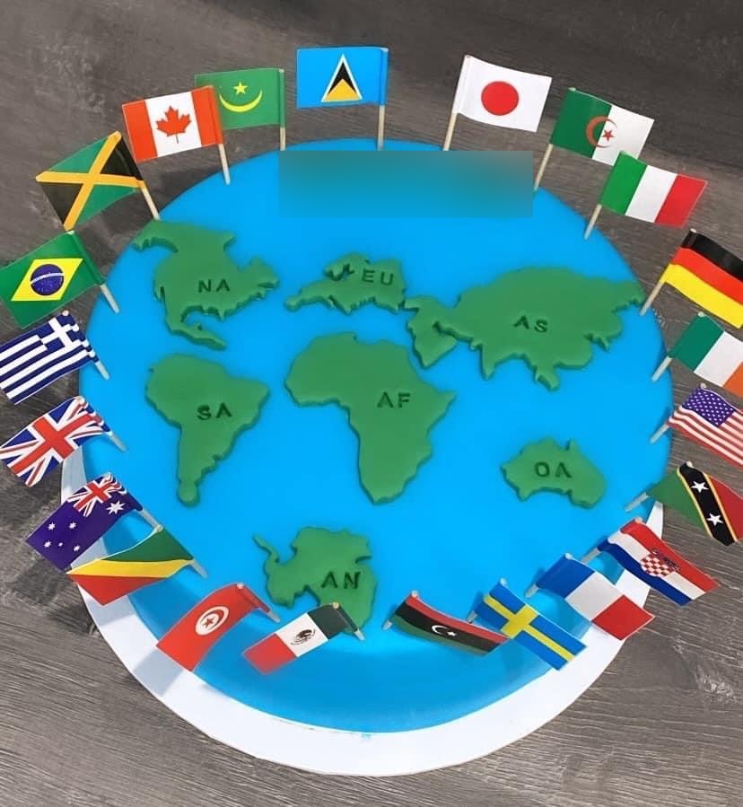 freecakesbwd's tweet photo. This was a unique and meaningful cake to bake. It was created for a special young man with a passion for geography and flags.
For more information about the story behind this cake, please check our Facebook page.
#BakingADifference https://t.co/Pr3VIHr7Y4