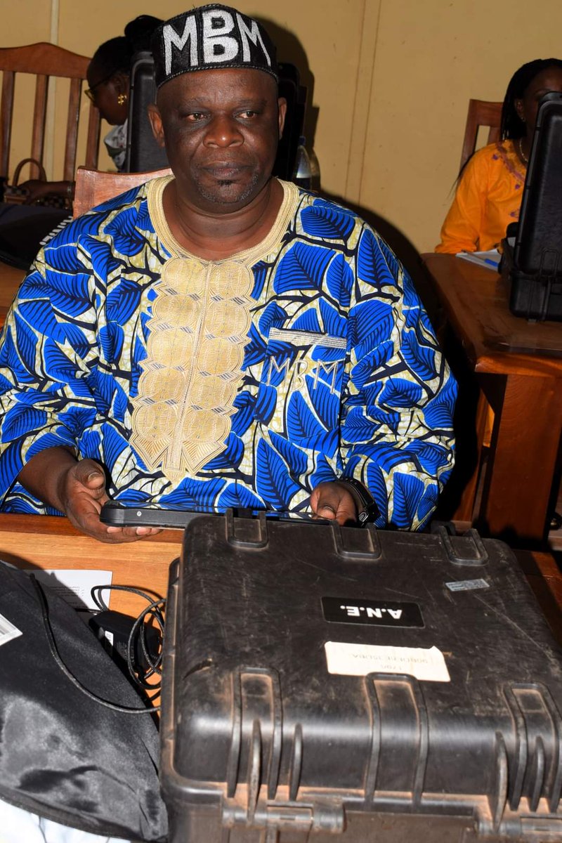 Charlin16602927's tweet image. Le personnel de l'ANE (Commissaires, Chefs de Division, Chefs de Cellules et autres) s’est formé du 23 au 25 Août 2024 au Centre de Traitement des Données (CTD), au même titre que les superviseurs sur les techniques d'enregistrement des électeurs sur la tablette numérique.