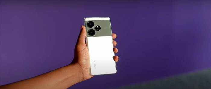 mobailmasters's tweet photo. Сравнение realme GT 6 vs realme GT 6T – топовые младшие ...: Сравнение realme GT 6 vs realme GT 6T – какой среднебюджетник лучше купить, в чем заключаются отличия, какие технические характеристики и цена. Живые фото, конкуренты, плюсы и минусы. https://t.co/BsG1ppaJSJ