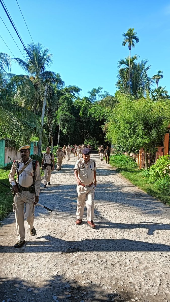 nagaonpolice's tweet photo. Area Domination Exercise led by DSP(HQ) under Dhing PS area.
@CMOfficeAssam @gpsinghips @DGPAssamPolice @HardiSpeaks @assampolice @d_mukherjee_IPS @dc_nagaon https://t.co/gc7U12iO35