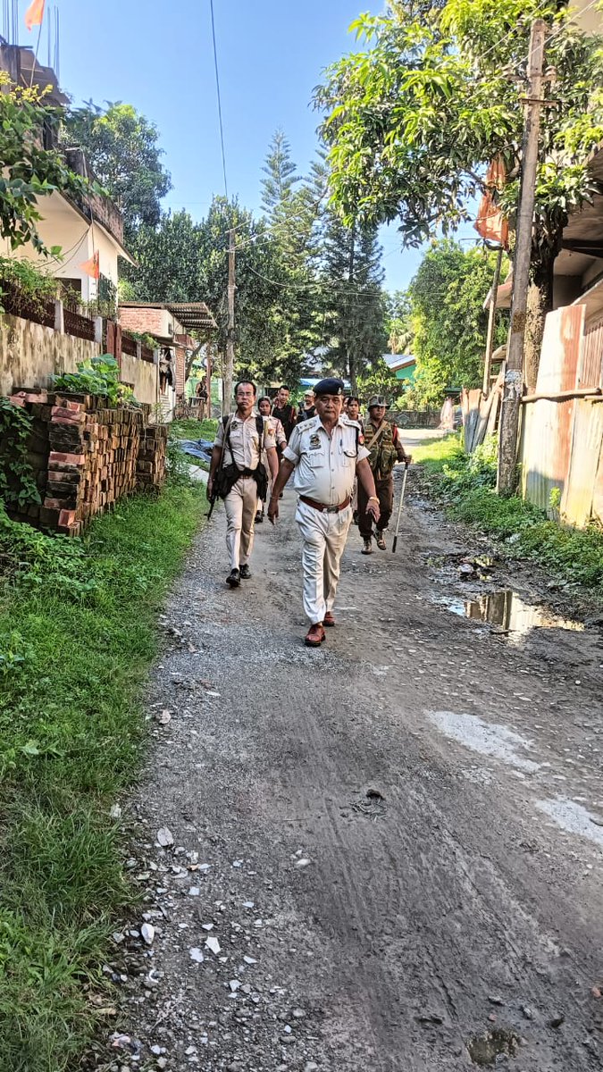 nagaonpolice's tweet photo. Area Domination Exercise led by DSP(HQ) under Dhing PS area.
@CMOfficeAssam @gpsinghips @DGPAssamPolice @HardiSpeaks @assampolice @d_mukherjee_IPS @dc_nagaon https://t.co/gc7U12iO35
