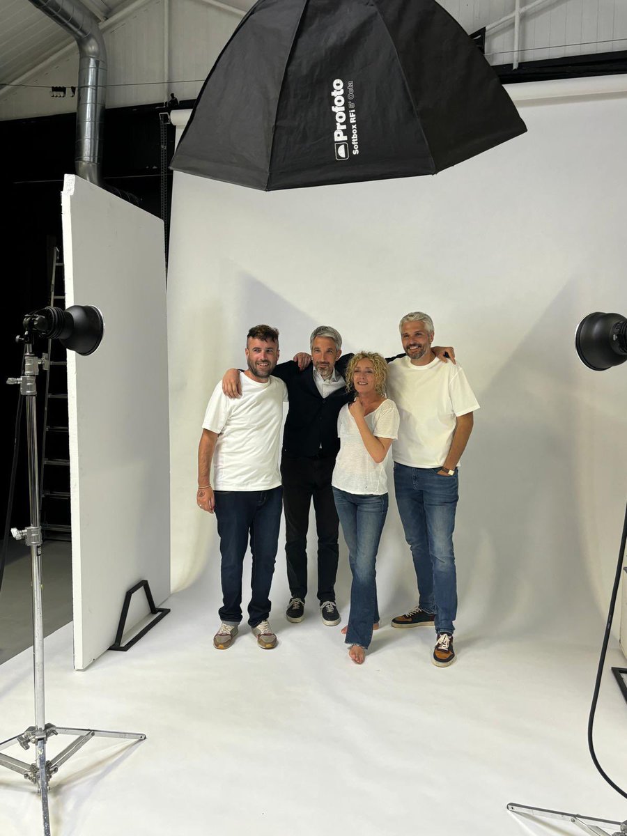 Sale_Con's tweet photo. À bientôt :) https://t.co/u5OTDYgTUF