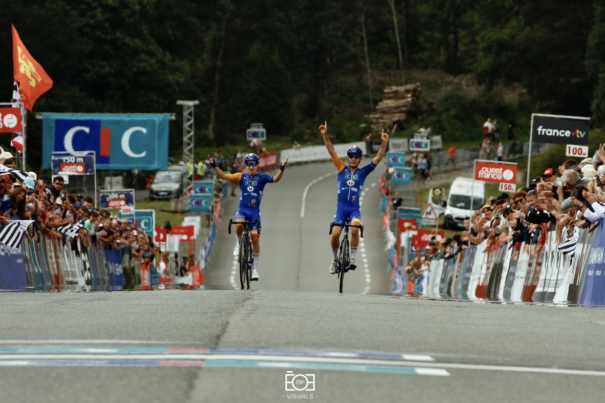 cicprocyclingac's tweet photo. 🤩 𝗨𝗻 𝗹𝘂𝗻𝗱𝗶 𝗽𝗮𝘀 𝗰𝗼𝗺𝗺𝗲 𝗹𝗲𝘀 𝗮𝘂𝘁𝗿𝗲𝘀 !

On a encore du mal à y croire mais le doublé à Plouay, ce n’était bel et bien pas un rêve. Merci Pierre-Henry et Clément 🥹

📷 Mathias Prigent https://t.co/OjUoxJXiYa