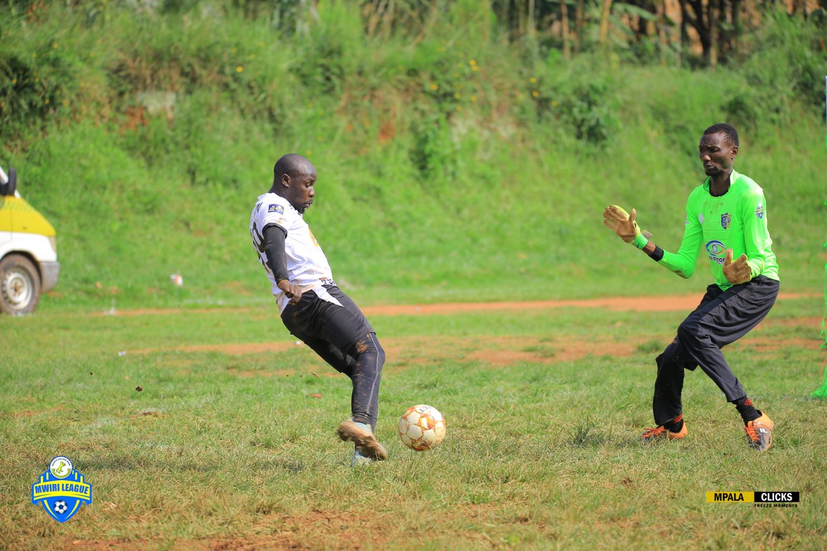 ScSuici's tweet photo. The assassin assassinated the Makaya goalkeeper. It was a hard hitter he couldn't reach. It left him seated in bewilderment as the assassin counted his kill. https://t.co/JiXu2gU6d6