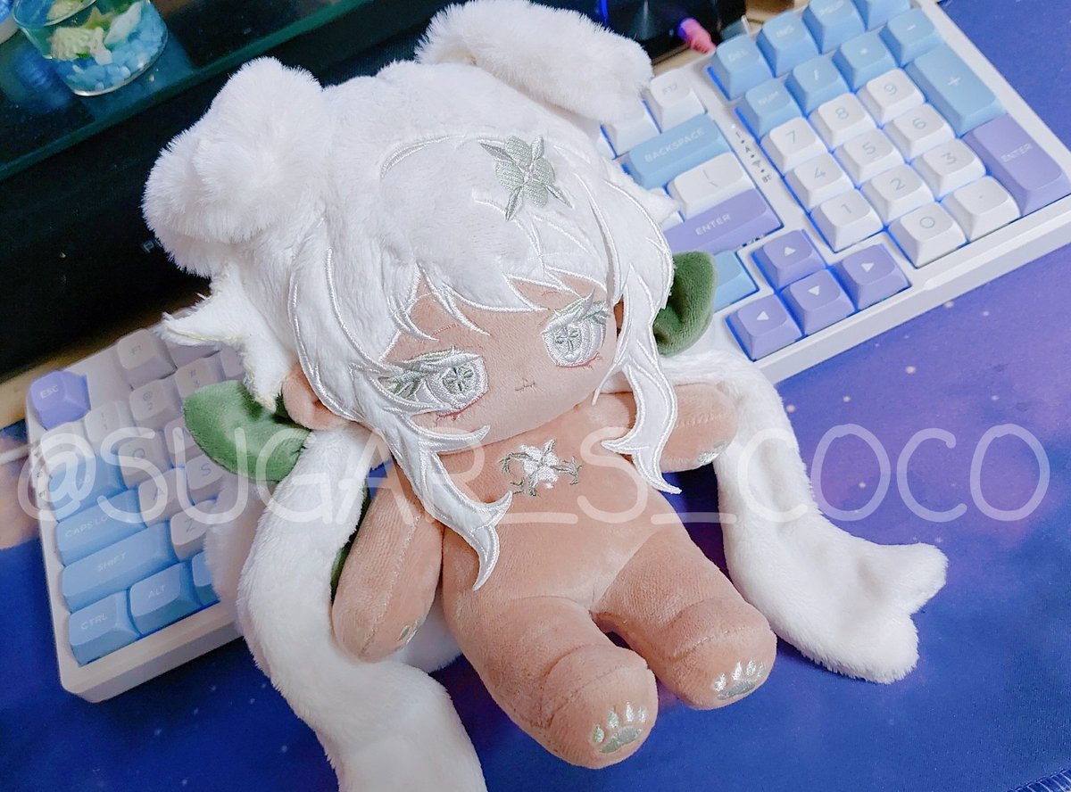 저도 갠제하나 하는데 10개월 걸릴 줄은 몰랐는데 예쁘군요.