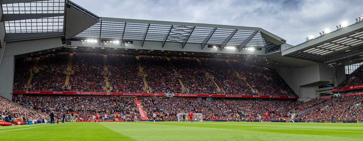 propagandaphoto's tweet photo. A new record League attendance at Anfield of 60,107. The newly completed Anfield Road stand was fully open for the first time and the biggest ever crowd for a League match at Anfield saw the Reds beat Brentford 2-0. #LFC #Anfield #AnfieldRoad #LIVBRE #FAPL https://t.co/yRseLgGc5W