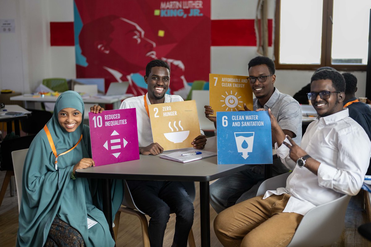 samiraxareed's tweet photo. Two weeks ago, we came together to innovate and create solutions at Unleash Hack Somalia. Here's a glimpse of the energy and creativity that filled the room. #HackathonHighlights #UnleashSomalia https://t.co/FVpKoQVU0I