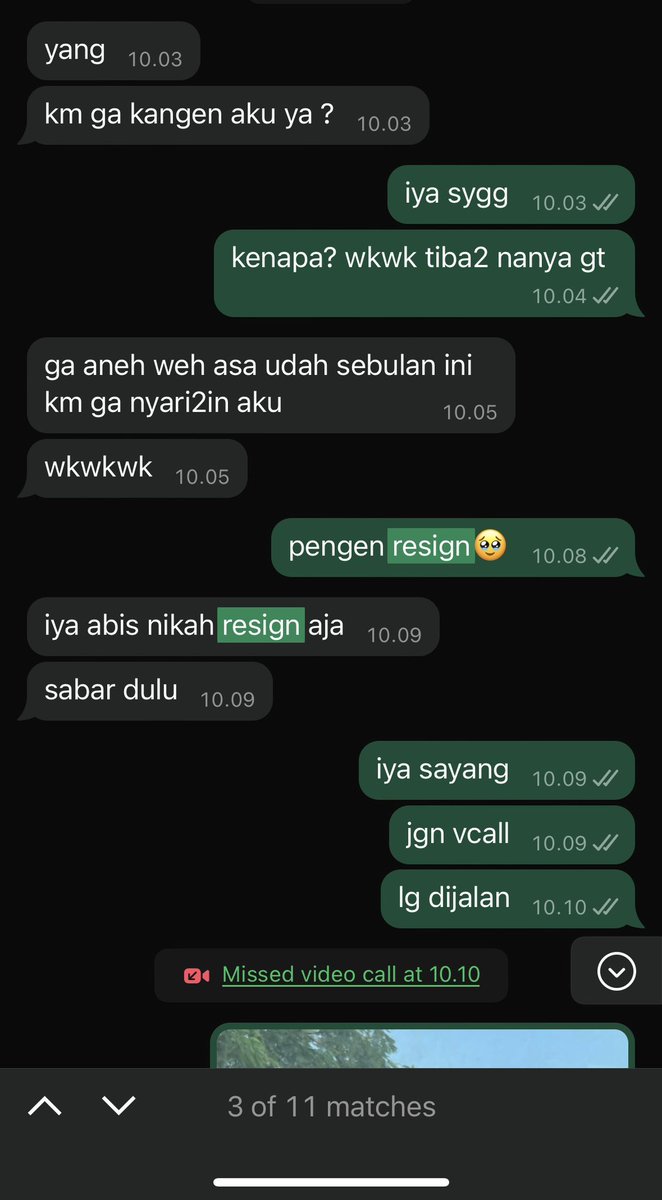 w sama suami selalu blg pgn resign dr sblm nikah tapi kaga resign2 alias bu waakkakaka