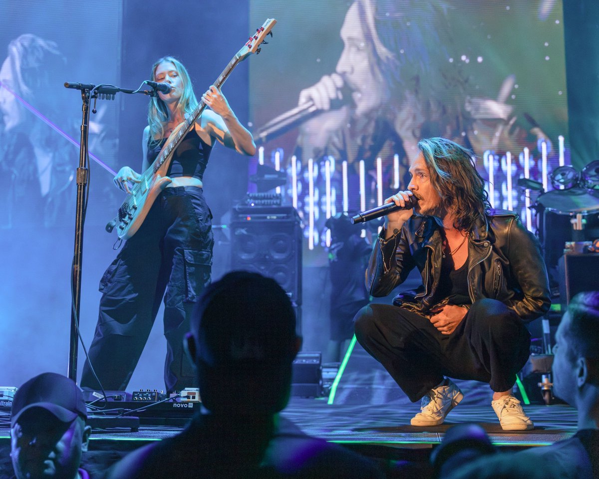 planetbomba's tweet photo. Had a great time at the Incubus show at Allstate Arena on August 24! The band was on fire. Check out some pics from the night. #Incubus #AllstateArena #Concert #livenation #sonyalpha #planetbomba https://t.co/v7nROIEli5
